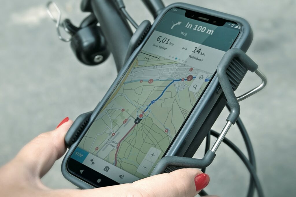 2026 SKS Smartgrab 360 phone mounted