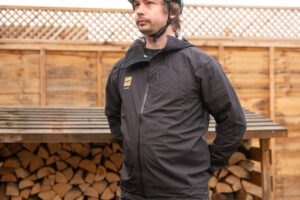 2026-leatt-hydradri-6.0-jacket-hero.jpg