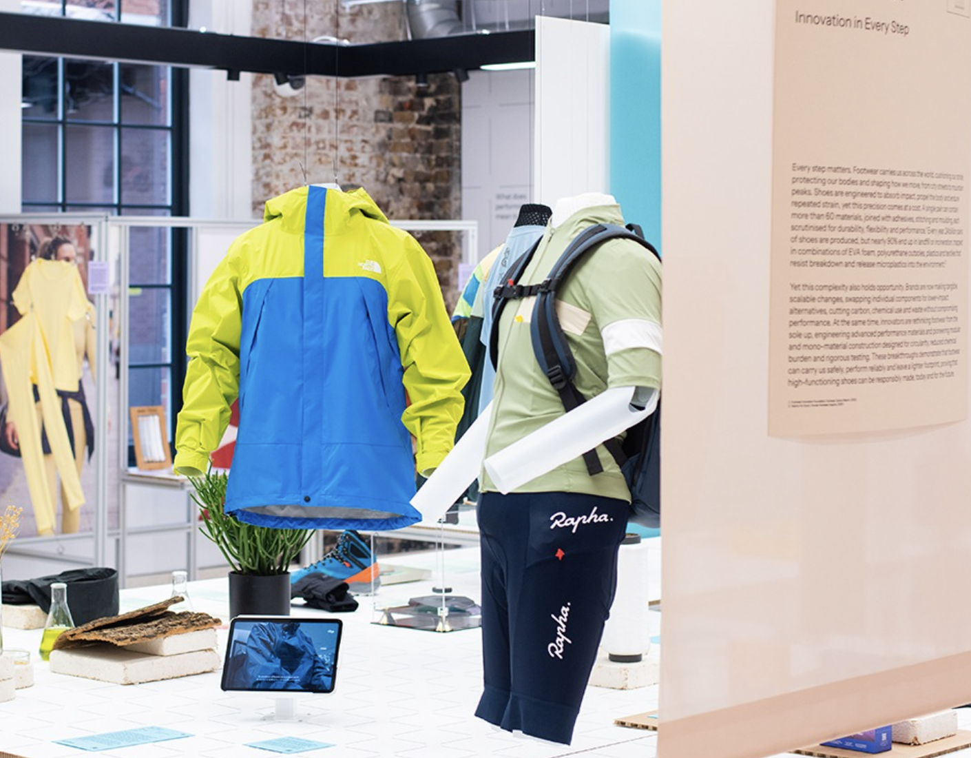 2026 Performance without toxicity exhibition manequins @calum.barlow