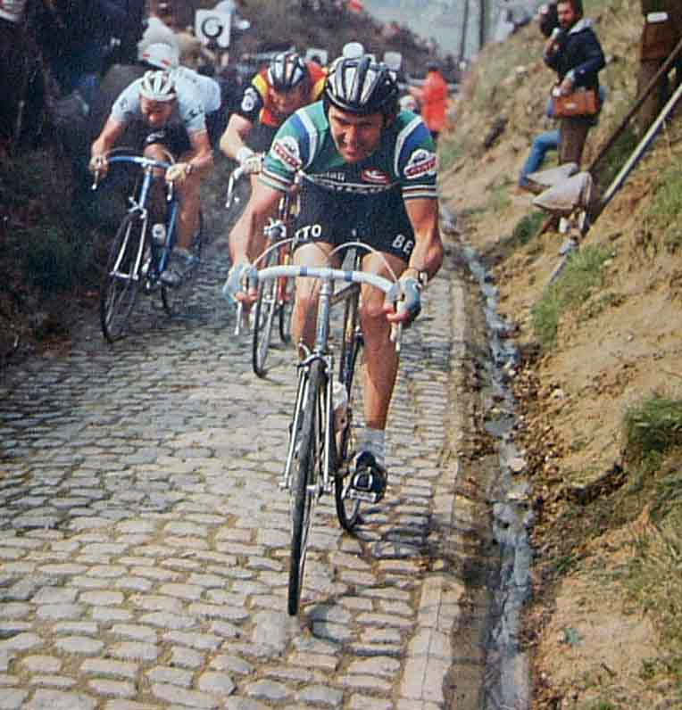 roger-de-vlaeminck-licensed-cc-byy-sa-30-mick-knapton