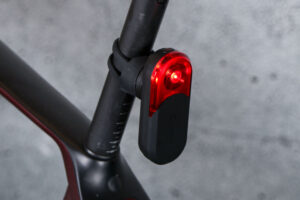 Coospo TR70 Smart Radar Tail Light