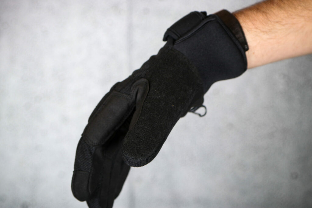 2025-dexshell-arendal-biking-gloves-20-thumb-panel-scaled.jpg