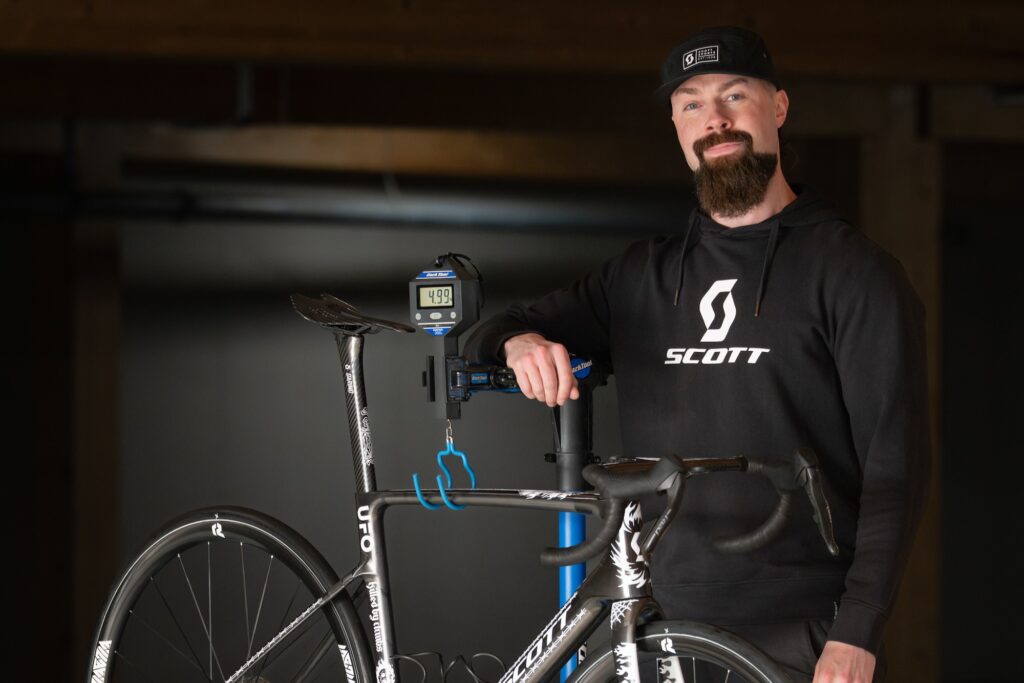 2026 Dangerholm Scott Addict RC SUB5 Dangerholm with bike - SCOTT Sports, Gustav Gullholm
