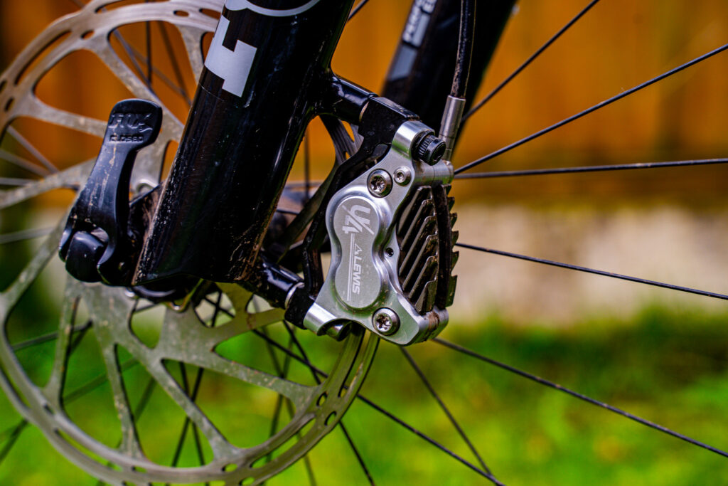 2026-lewis-LHP-U4-brake-caliper.jpg
