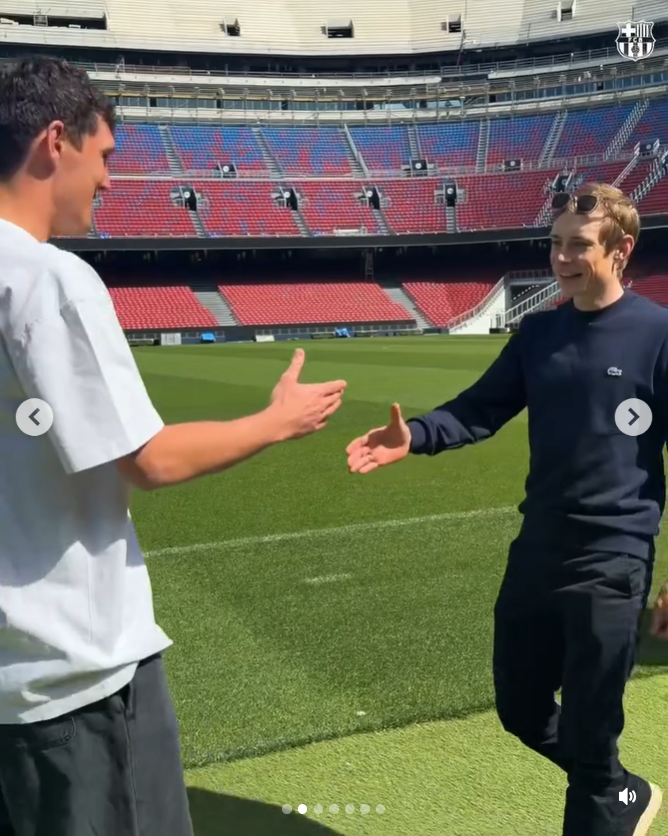 Vingegaard Christensen handshake