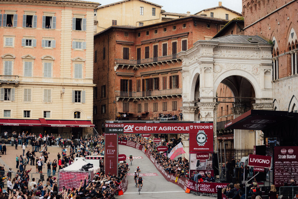 Elise Chabbey wins 2026 Strade Bianche