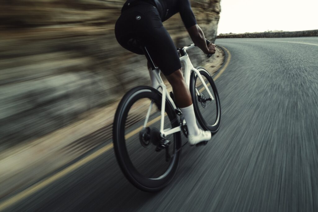 2026 Hunt 5AM Limitless Ti_UD Carbon Spoke Wheelset action