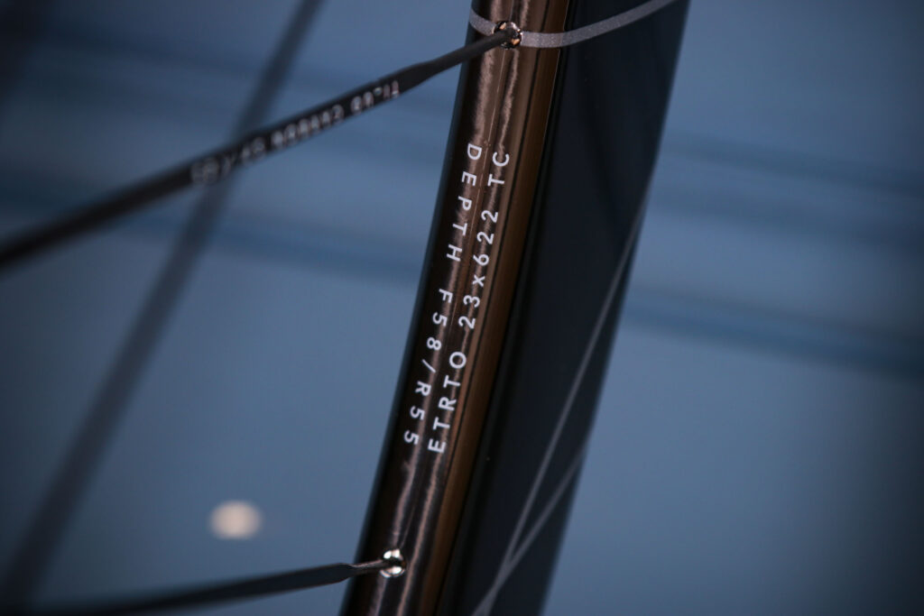 2026 Hunt 5AM Limitless wheelset - rim detail 3