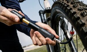 Lezyne CLIK Drive HV Hero