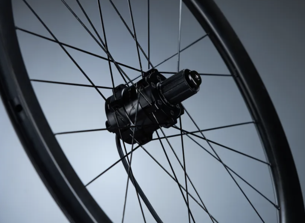 2026 Cyplore e-bike assist system wheel and hub
