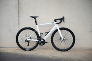 BMC Teammachine 01 AMP Two white