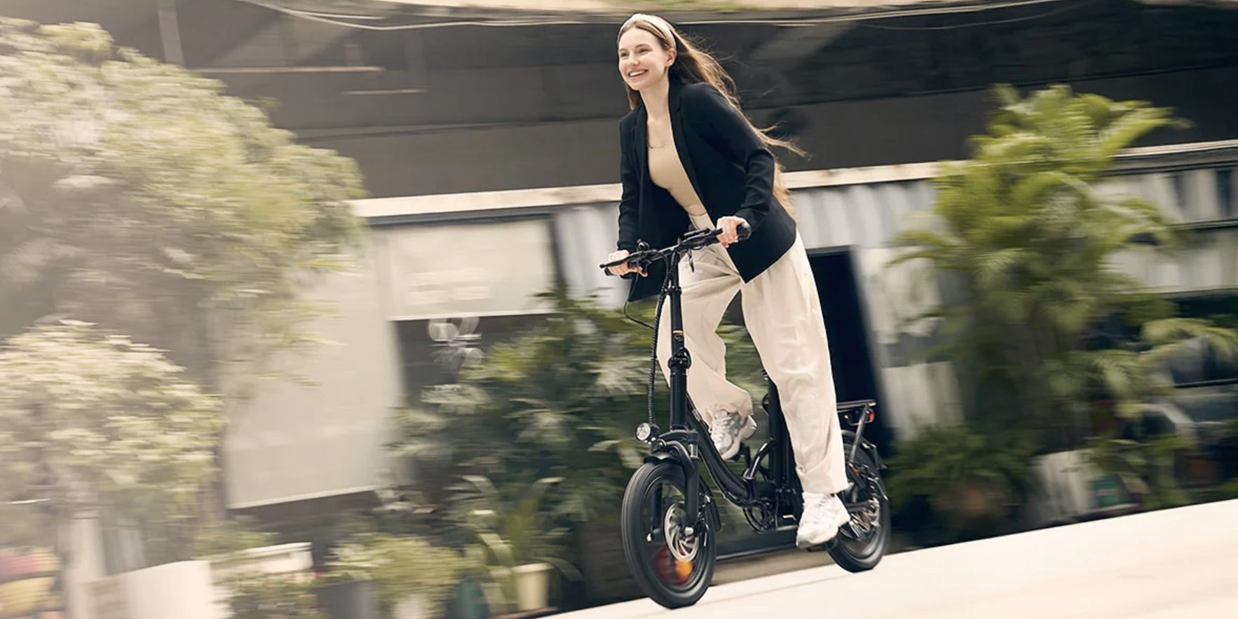 iScooter U4: skládací e-bike pod 450 liber