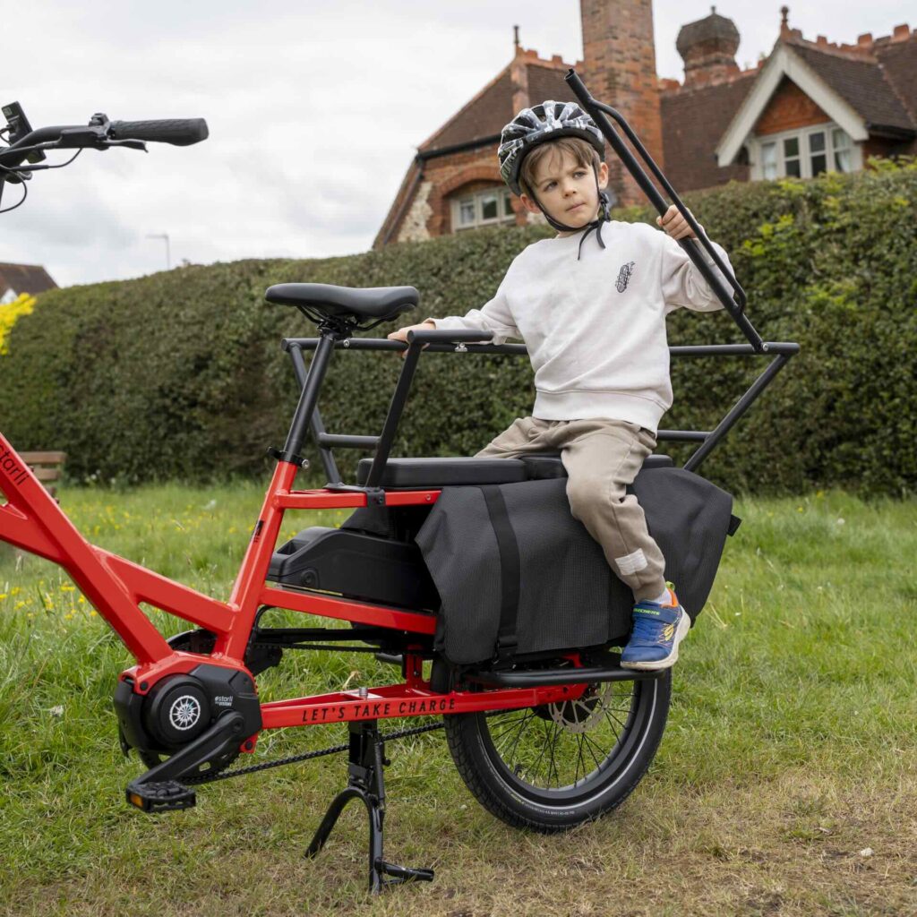 2026 Estarli E-cargo Longtail 2.0 gated cage, child aboard