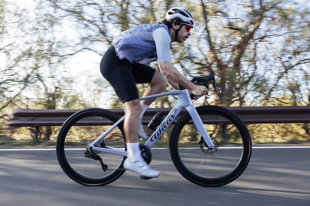 2026 Wilier Rapida action driveside