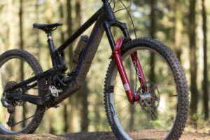 2026-rockshox-lyrik-ultimate-hero.jpg