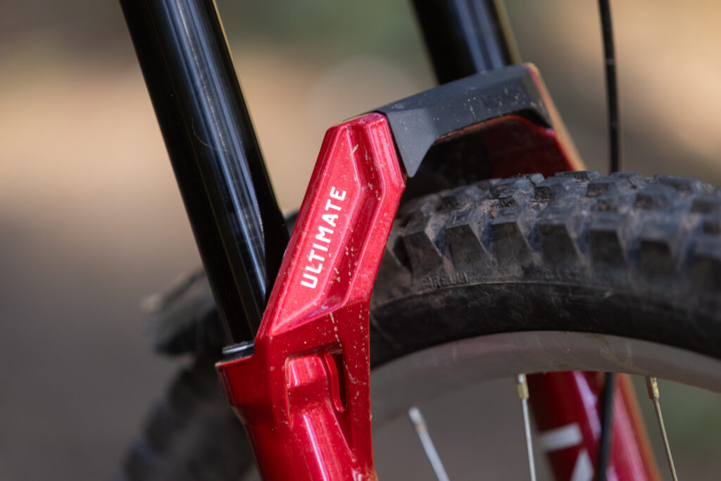 2026-rockshox-lyrik-ultimate-ult-logo.jpg