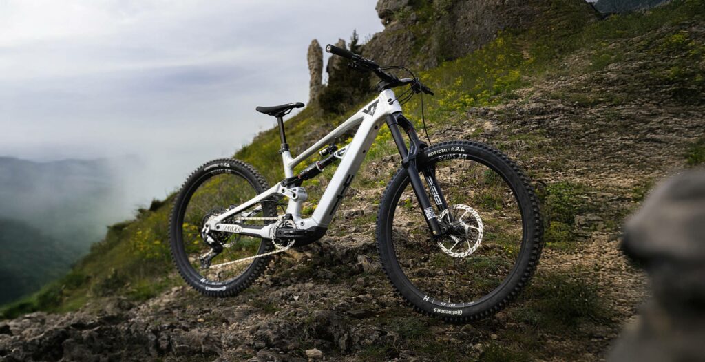 2026 yt industries decoy x core 3 hero