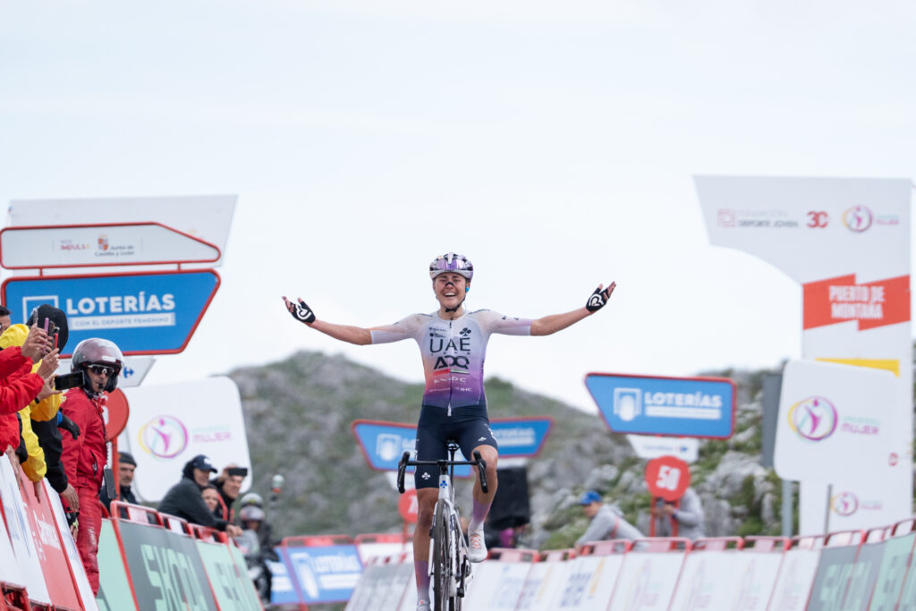 Paula Blasi wins the 2026 Vuelta on the Angliru