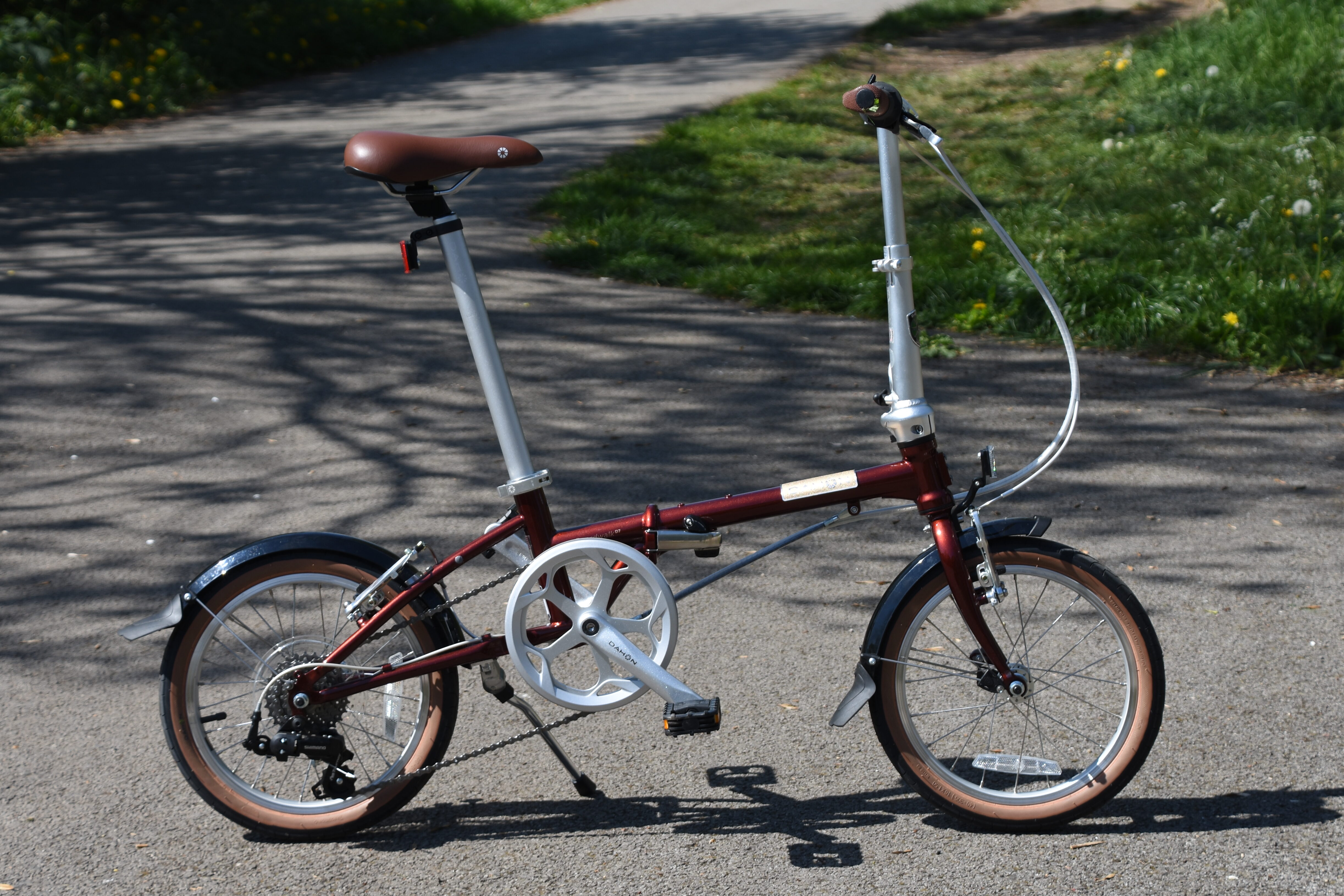 Dahon Boardwalk D7-16