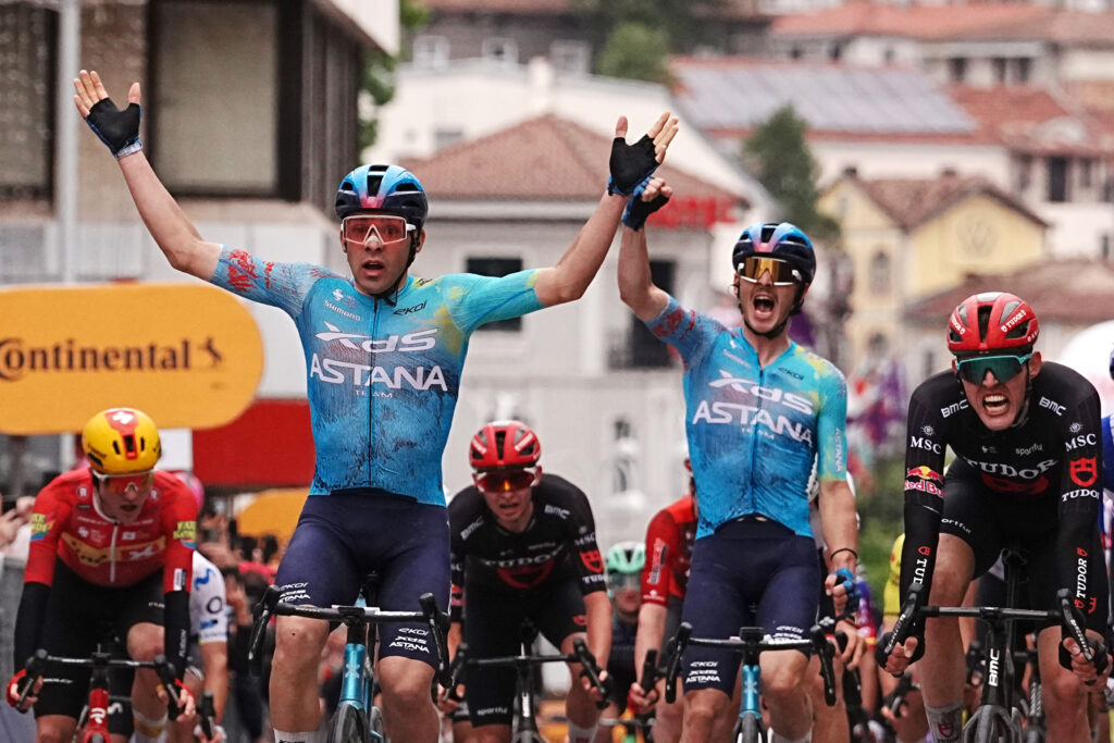 Thomas Silva wins stage two, 2026 Giro d’Italia