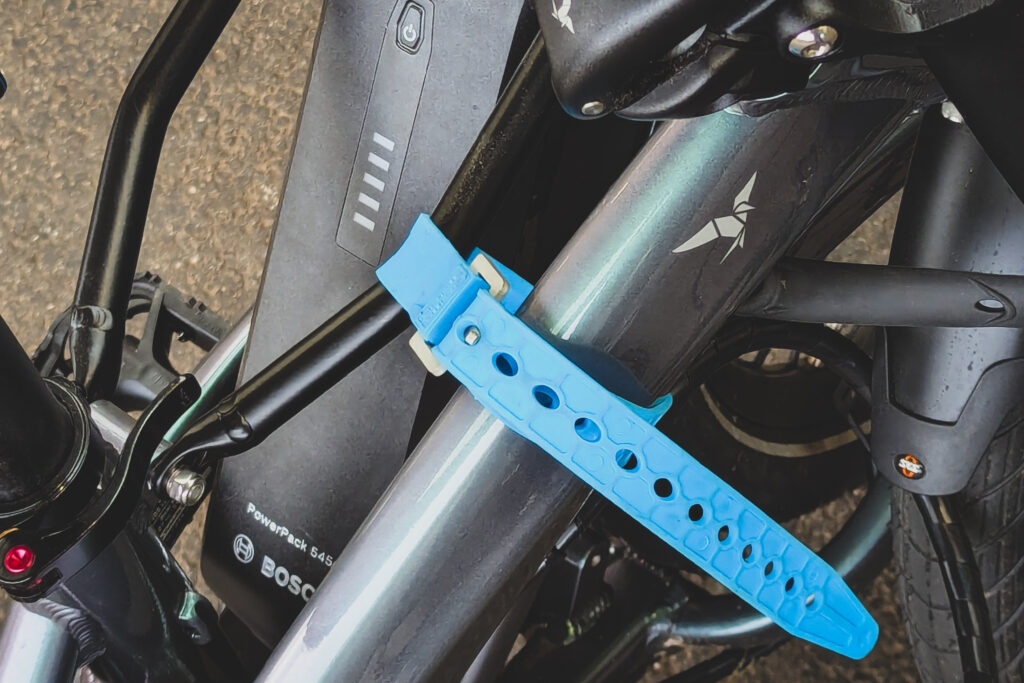 Tern-Vektron-P5i-ski-strap.jpg