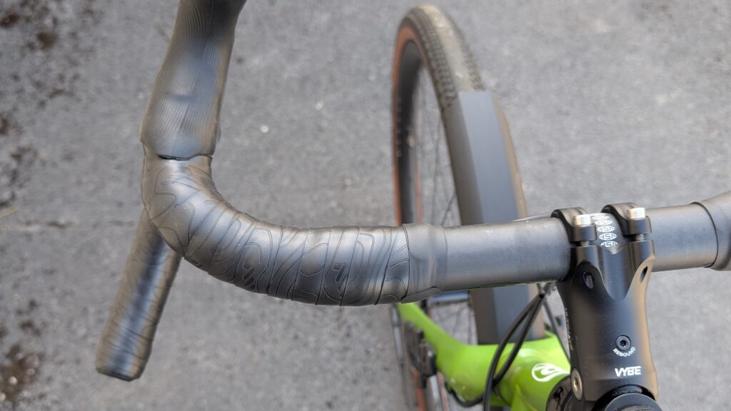 USE-Escape-GR-24-Carbon-handlebars-Left.jpg