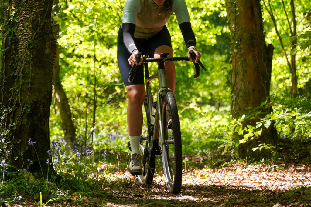 Yoeleo Altera G21 Gravel Bike - riding through forest