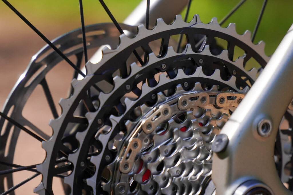 Yoeleo Altera G21 Gravel Bike - Sram Force XPLR cassette