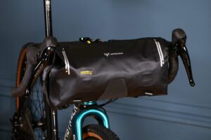 2026-Apidura-Handle-Bar-pack-2.jpg