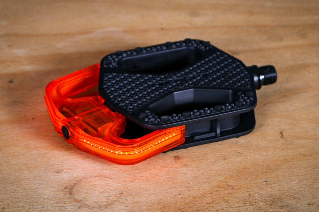 2026 Look Geo City Vision pedals - removable light unit