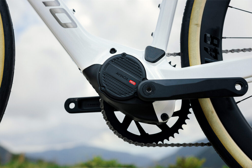 2026 Megamo Upon bike Avinox M2S motor