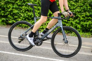2026-Ribble-Ultra-Road-Shimano-Ultegra-Di2-riding-1.jpg