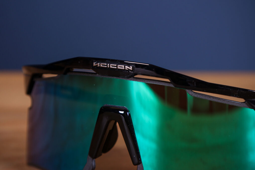 2026-Scicon-Sports-Aeroshade-2.0-Titanium-frame-logo.jpg
