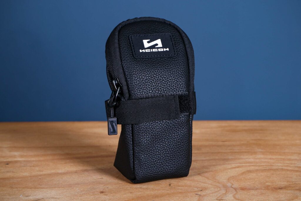 2026-Scicon-Sports-Aeroshade-2.0-Titanium-pouch.jpg