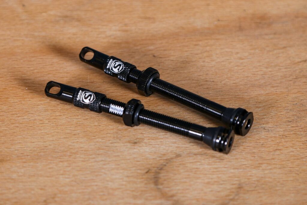 2026-Silca-Ultimate-Tubeless-Valves-70mm-2.jpg