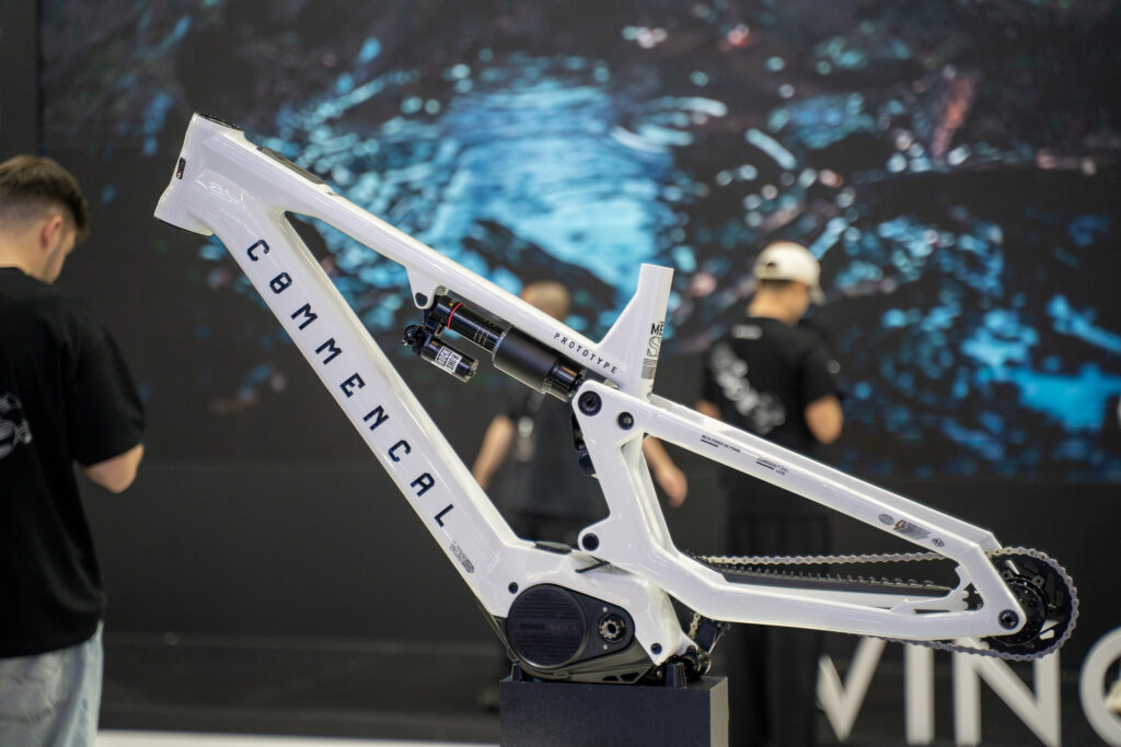 2026 avinox mg commencal