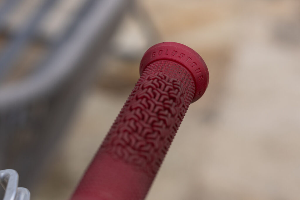 2026-one-up-components-goldstone-grip-flange.jpg