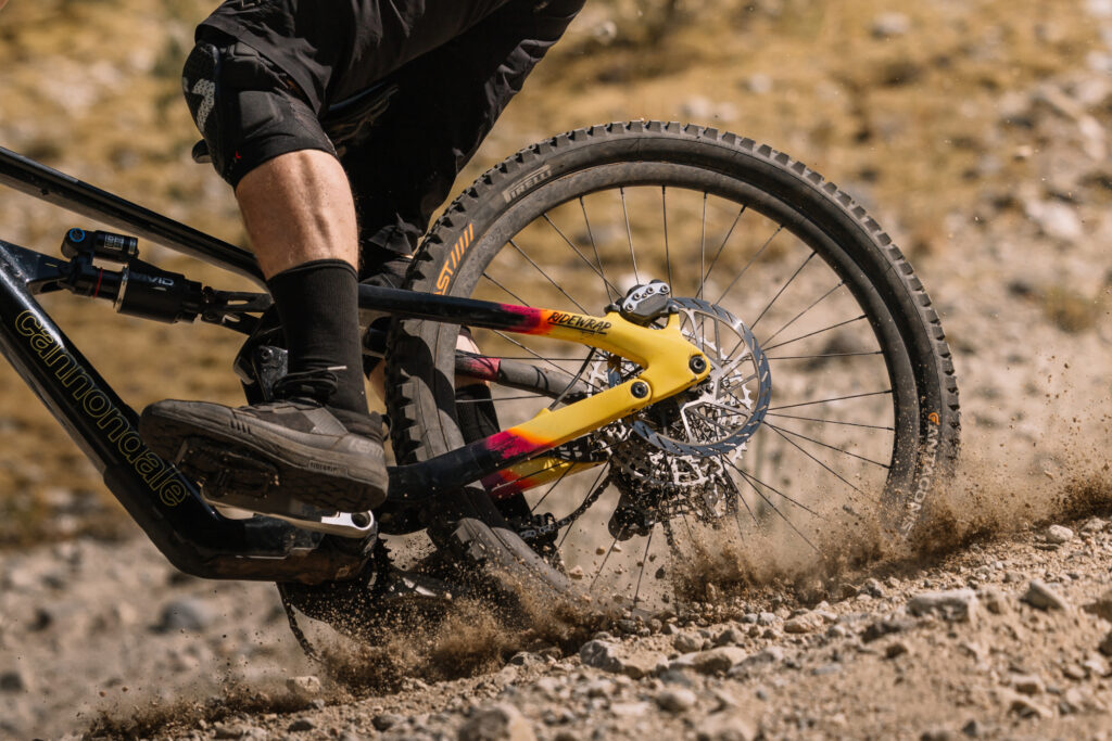 OneUp Components enters the wheel game, and at £549, its Aluminium Wheels are pretty affordable!