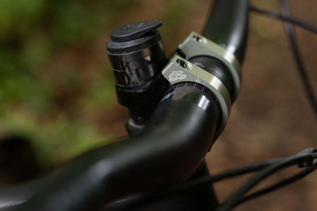 2026 renthal apex35 v2 side 1