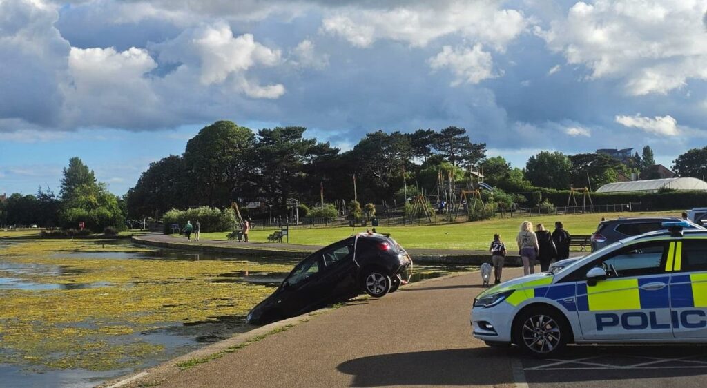 Car ends up in lake in Poole Park