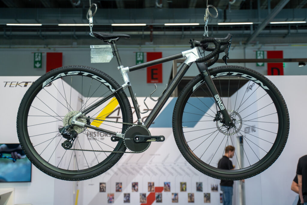 2026 Faction Bike studio 32 inch gravel bike