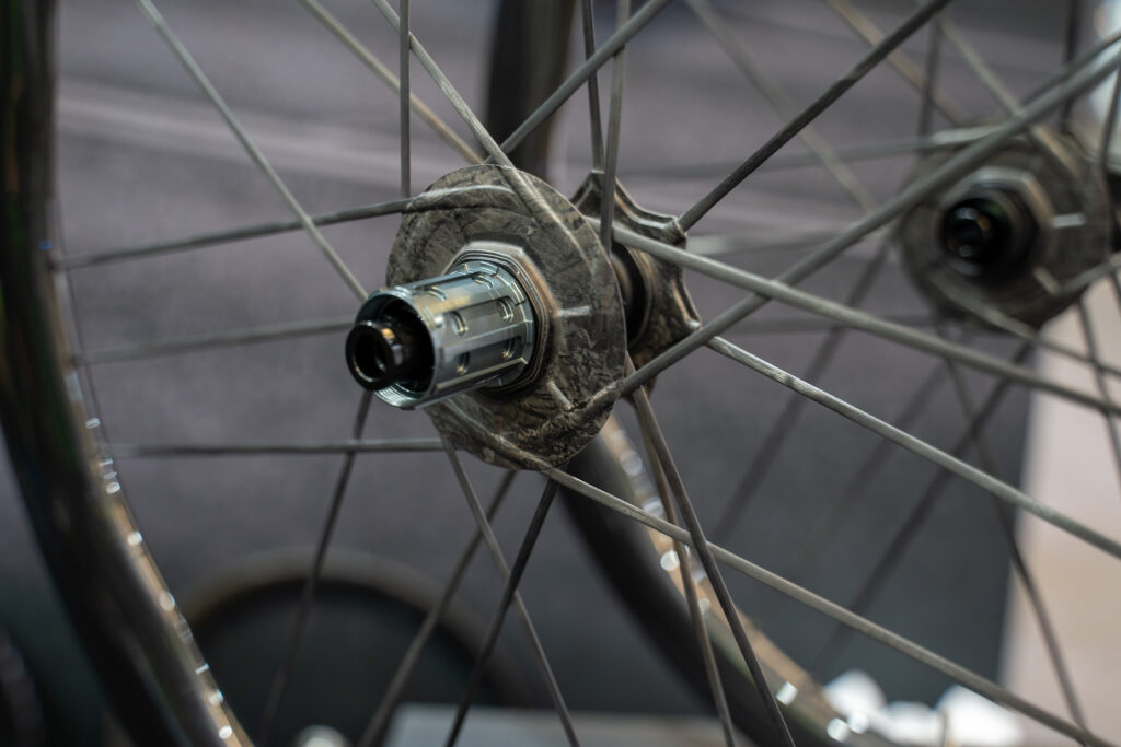 2026 Pertual ACME 45/62 Road Disc Brake Wheelset hub