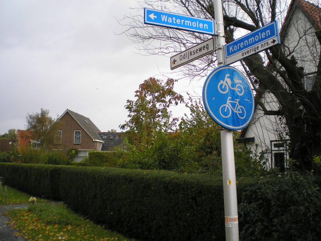 Houten, Netherlands cycleway sign