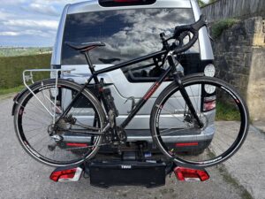 Thule-Velolite-One-Bike-Towbar-Bike-Rack-Mounted-with-Bike.jpg