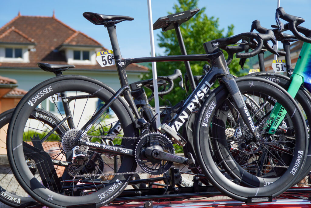 Van Rysel RCR 2 Aero Race Bike Dauphine 2026-8