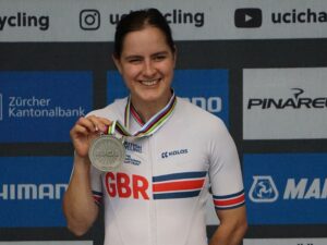 Daphne Schrager, 2024 UCI Para-cycling Road World Championships (cropped)