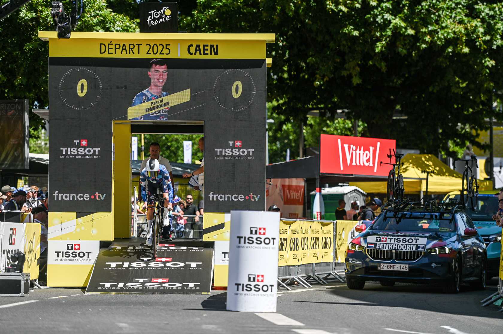 Could this year's Tour de France time trial be decided by the size of the team car? Expert proposes a