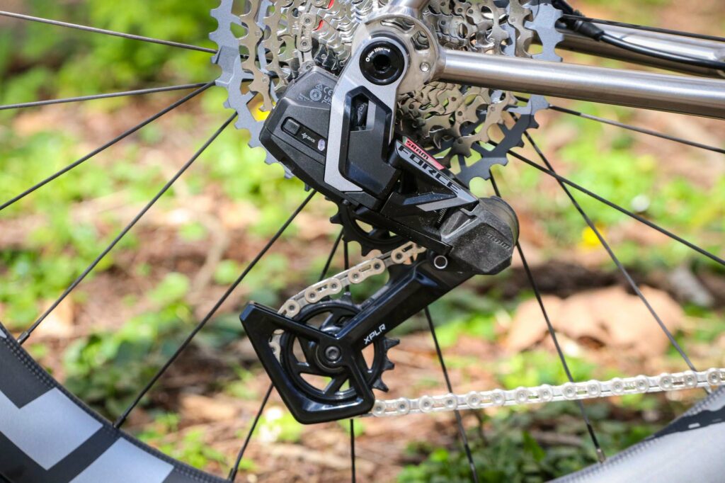 2026-Gloria-All-Gravel-SRAM-Force-rear-mech.jpg