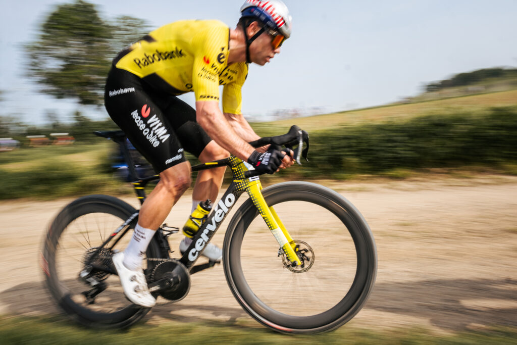The Reserve 48/53 GR gravel wheelset is built to blend Tour de France aerodynamics with World Cup XC capability