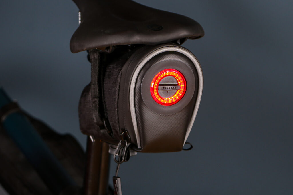 2026-Scicon-Sports-Saddlebag-098-with-light-rear.jpg